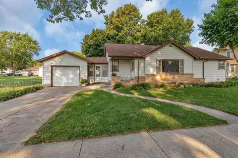 216 5th Ave S, Brownton, MN 55312