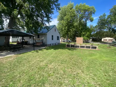 211 2nd St E, Morgan, MN 56266 photo 9