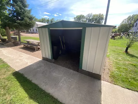 211 2nd St E, Morgan, MN 56266 photo 5