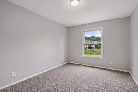 1616 Ashbury Pl, Eagan, MN 55122 photo 12