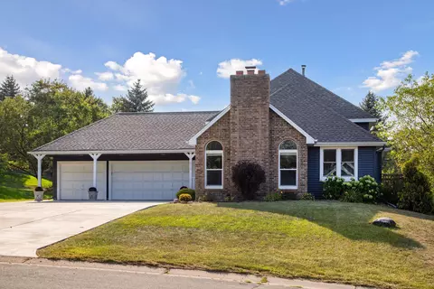 1616 Ashbury Pl, Eagan, MN 55122 photo 3