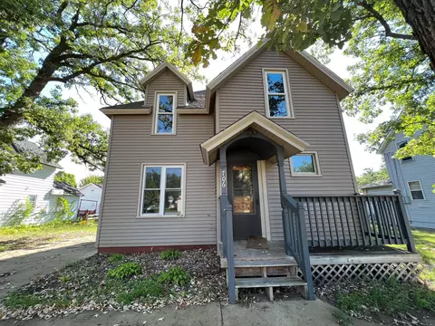 706 2nd St NE, Little Falls, MN 56345