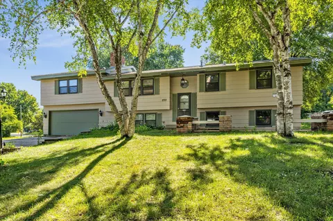 2713 Terrace Dr, Burnsville, MN 55337