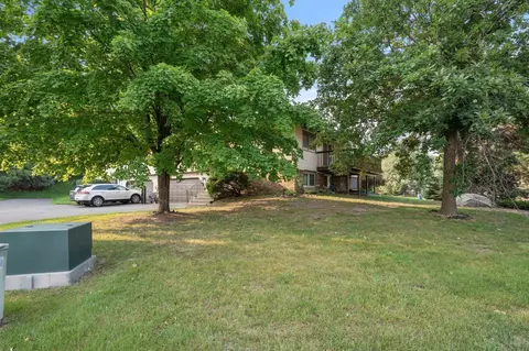 1666 Hickory Hill Dr, Eagan, MN 55122 photo 37
