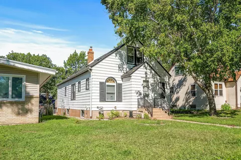 3319 Beard Ave N, Robbinsdale, MN 55422