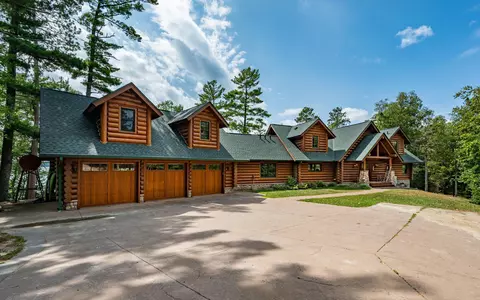 36394 Christmas Point Trl, Grand Rapids, MN 55744
