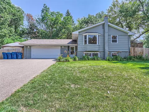 5446 Cottage Ave, White Bear Township, MN 55110