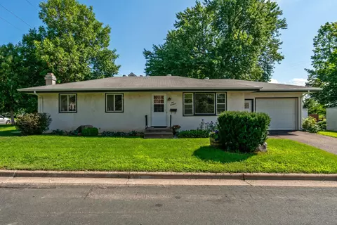 100 39th Ave NE, Columbia Heights, MN 55421