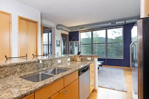 3640 Wooddale Ave S #212, Saint Louis Park, MN 55416