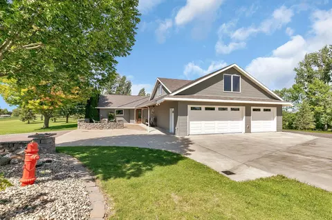 5006 60th Ave NE, Willmar, MN 56201