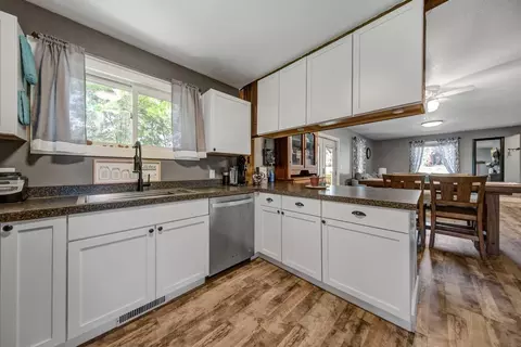 821 Division St E, Faribault, MN 55021 photo 40