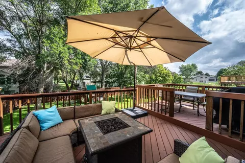 993 Ticonderoga Trl, Eagan, MN 55123 photo 34