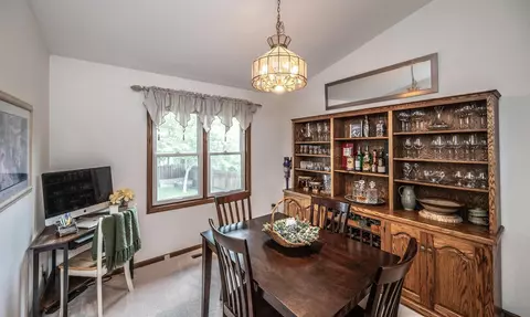993 Ticonderoga Trl, Eagan, MN 55123 photo 12