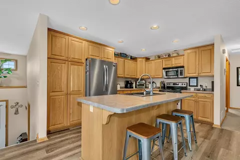 24262 Forestview Cir, Saint Augusta, MN 56301 photo 3