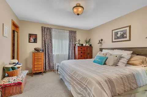 24262 Forestview Cir, Saint Augusta, MN 56301 photo 12