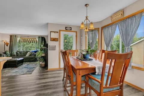 24262 Forestview Cir, Saint Augusta, MN 56301 photo 9