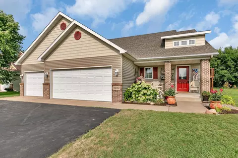 24262 Forestview Cir, Saint Augusta, MN 56301