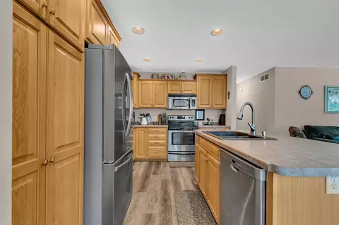 24262 Forestview Cir, Saint Augusta, MN 56301 photo 4