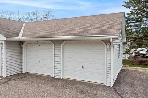 3566 Blue Jay Way #105, Eagan, MN 55123 photo 23