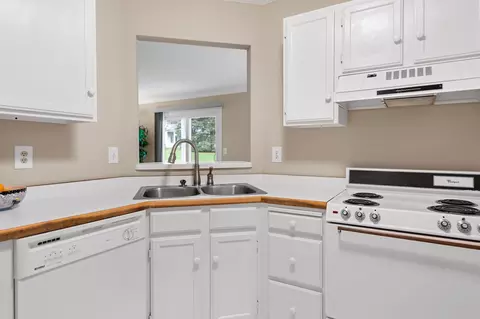 3566 Blue Jay Way #105, Eagan, MN 55123 photo 10