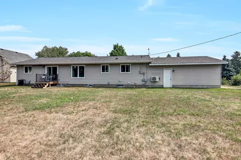 5677 Walnut Dr, Saint Cloud, MN 56303 photo 33