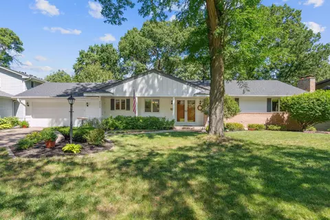 2205 Innsbruck Pkwy, Columbia Heights, MN 55421