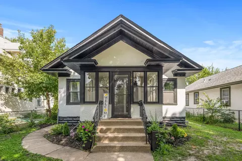 2623 Cedar Ave S, Minneapolis, MN 55407