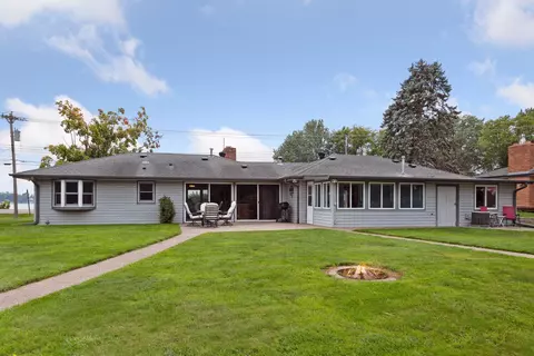 2660 Wilshire Blvd, Mound, MN 55364