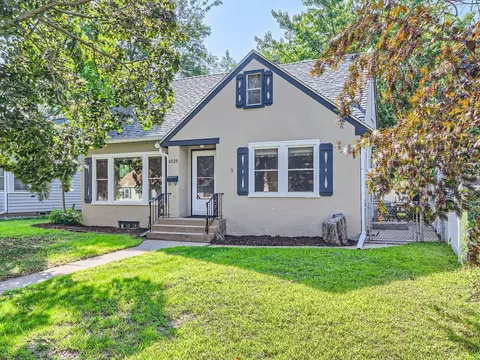4329 Abbott Ave N, Robbinsdale, MN 55422
