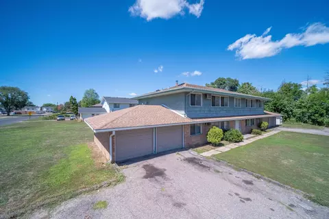 1600 E 80th St, Bloomington, MN 55425 photo 3