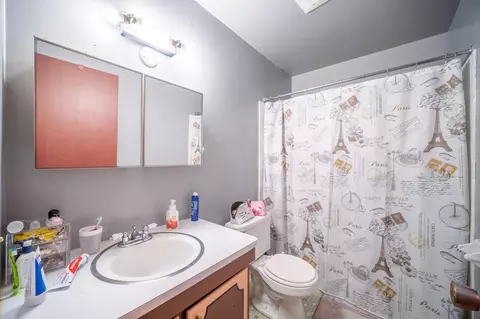 1600 E 80th St, Bloomington, MN 55425 photo 13