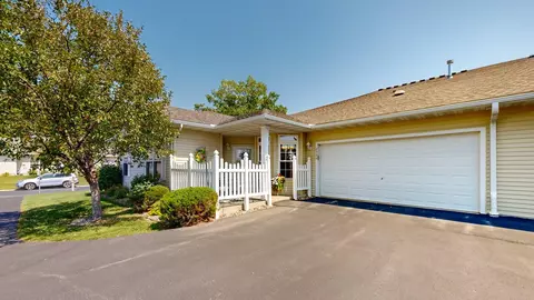2906 Wellington Ln SW, Rochester, MN 55902