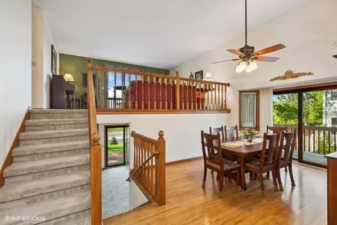732 Caribou Ln, Eagan, MN 55123 photo 7
