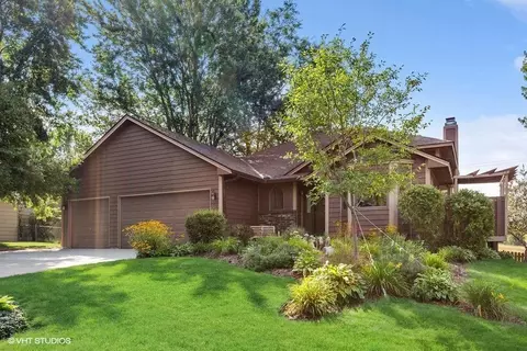 732 Caribou Ln, Eagan, MN 55123 photo 3