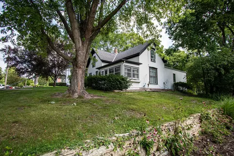 300 Plum St N, Northfield, MN 55057