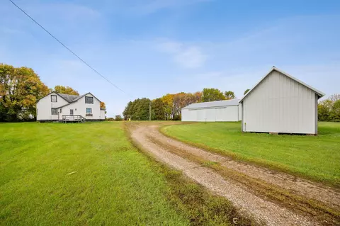 12595 75th St, Glencoe, MN 55336