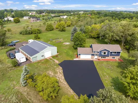25980 104th St NW, Zimmerman, MN 55398