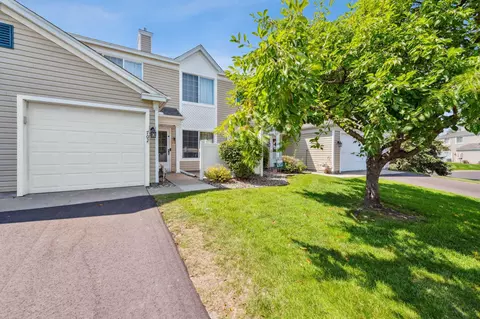 2017 Southcross Dr W #702, Burnsville, MN 55306