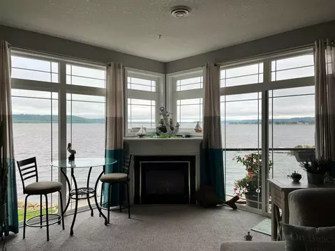 100 Central Point Rd #201, Lake City, MN 55041