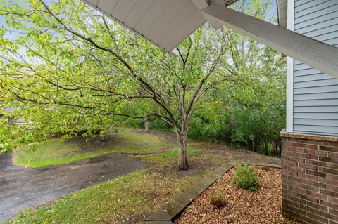 1560 Baylor Ct #B, Eagan, MN 55122 photo 23