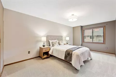 1560 Baylor Ct #B, Eagan, MN 55122 photo 9