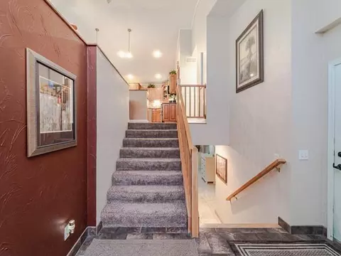 1899 Sunrise Ct, Eagan, MN 55122 photo 3