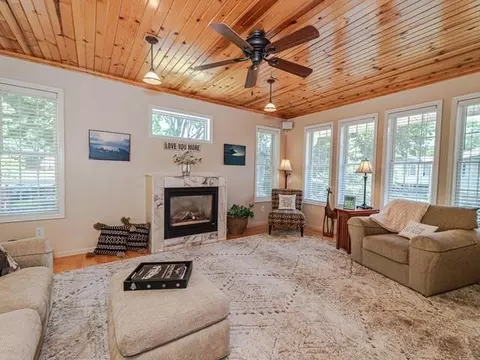 1899 Sunrise Ct, Eagan, MN 55122 photo 2