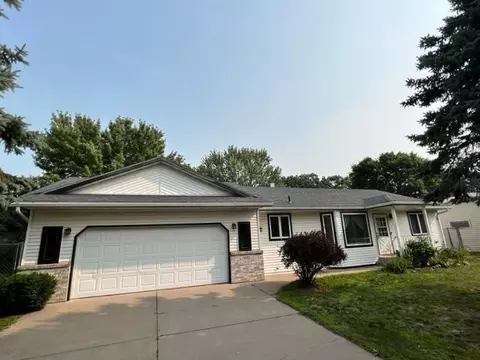 1001 4th Ave NE, Little Falls, MN 56345
