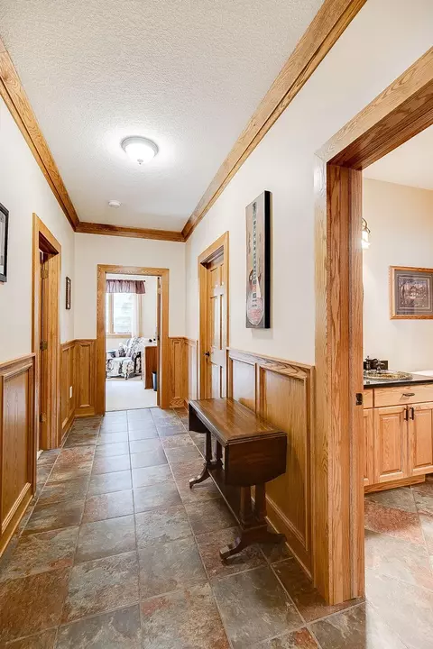 440 Saint Paul Ave, Faribault, MN 55021 photo 41