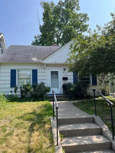 2106 Goodrich Ave, Saint Paul, MN 55105