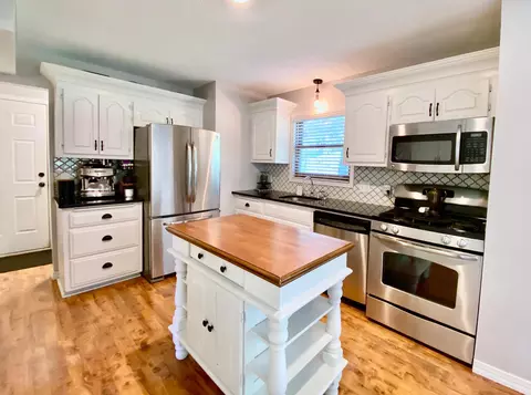 3930 Canter Glen Dr, Eagan, MN 55123 photo 9