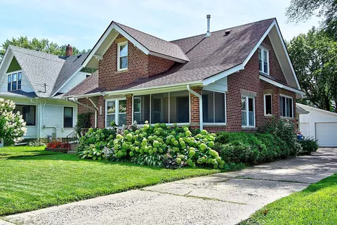 1320 Bush St, Red Wing, MN 55066