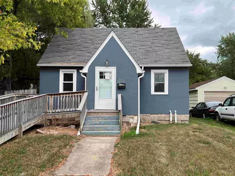 1903 3rd Ave NE, Austin, MN 55912