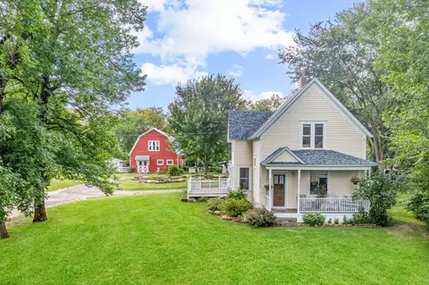 30570 Palm St NW, Cambridge, MN 55008